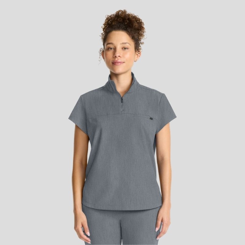 Quest Women’s Scrub Set