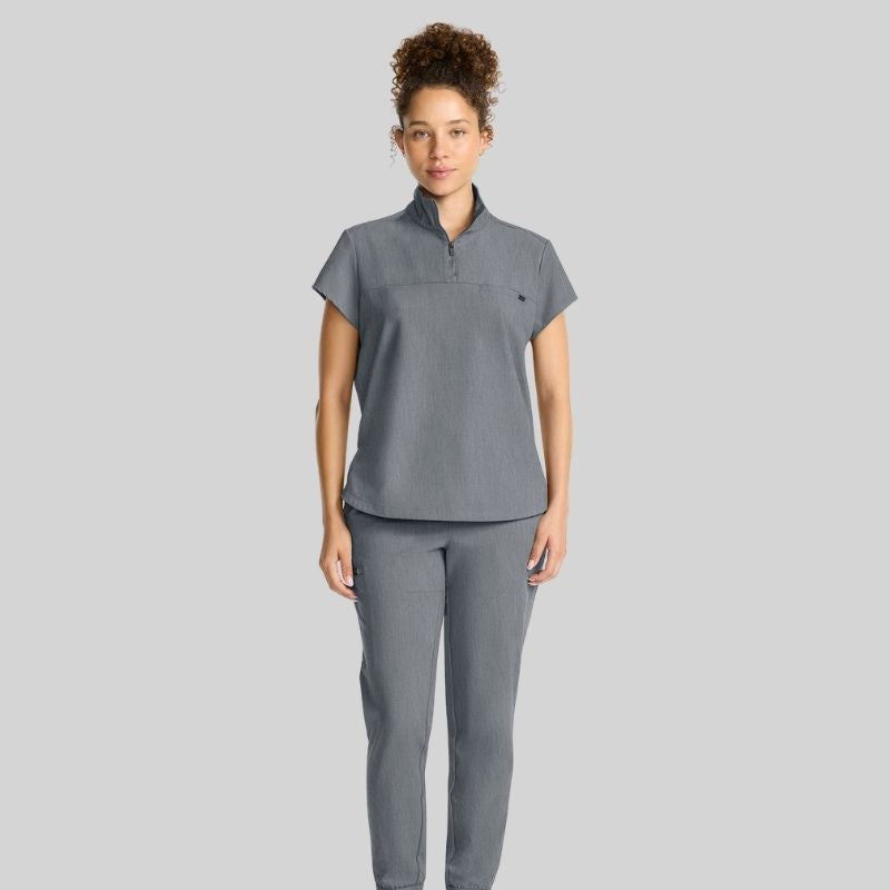 Quest Women’s Scrub Set
