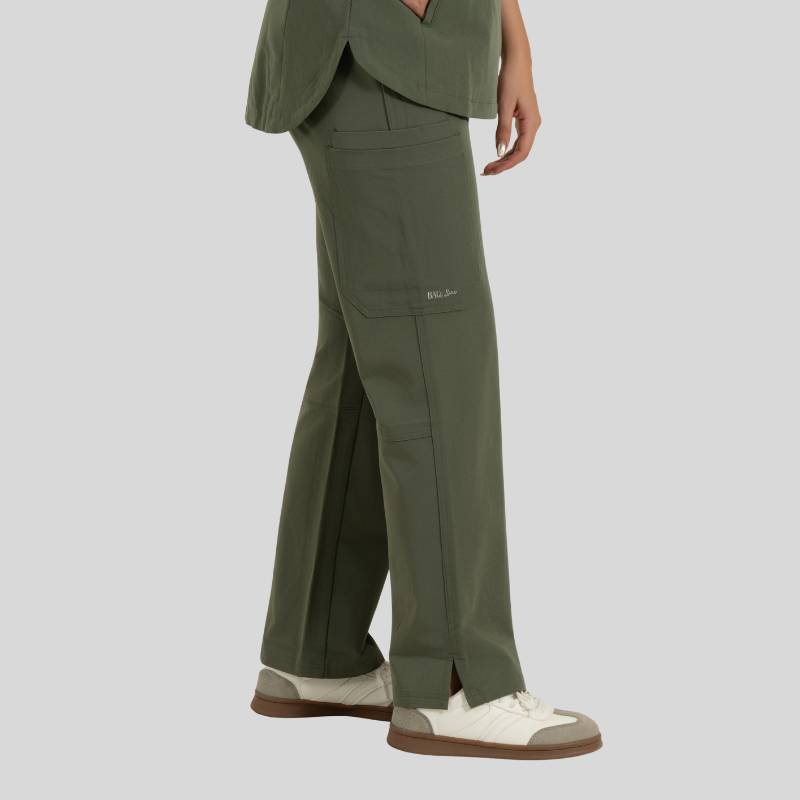 Bau Luxe Women's Scrub Set