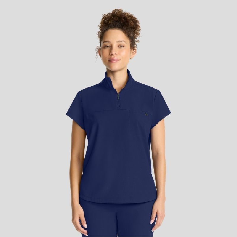 Quest Women’s Scrub Set