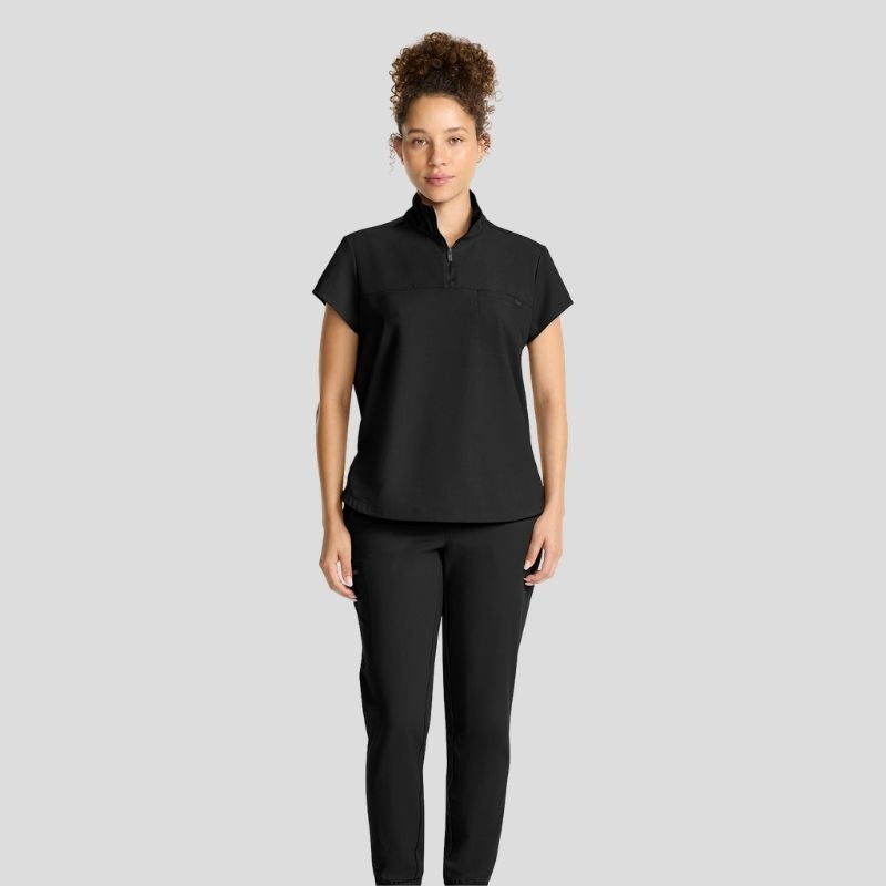Quest Women’s Scrub Set