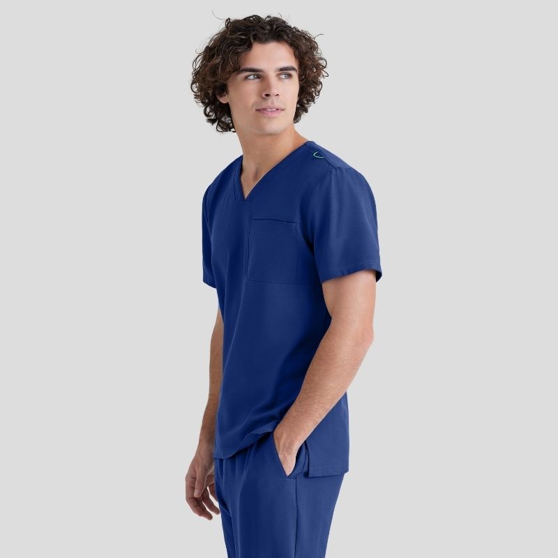 Grey’s Anatomy Evolve Men’s Scrubs Set