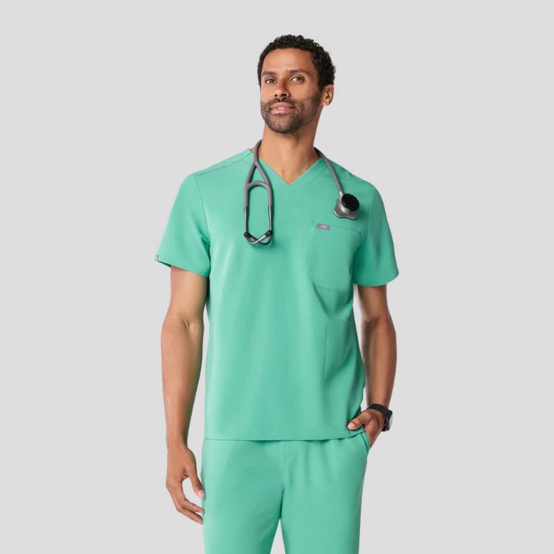 Chisec & Cairo Cargo Men Scrub Set