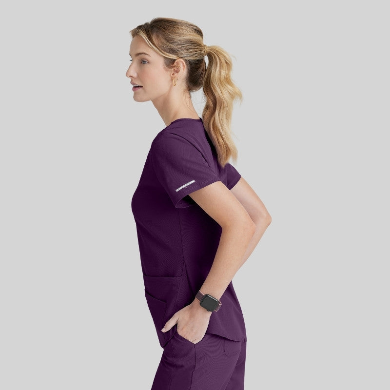 Vitality & Reliance Women’s Scrub Set