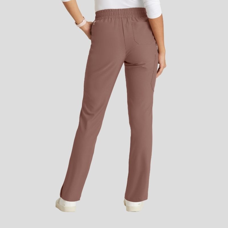 Grey’s Anatomy Evolve Women’s Scrub Set