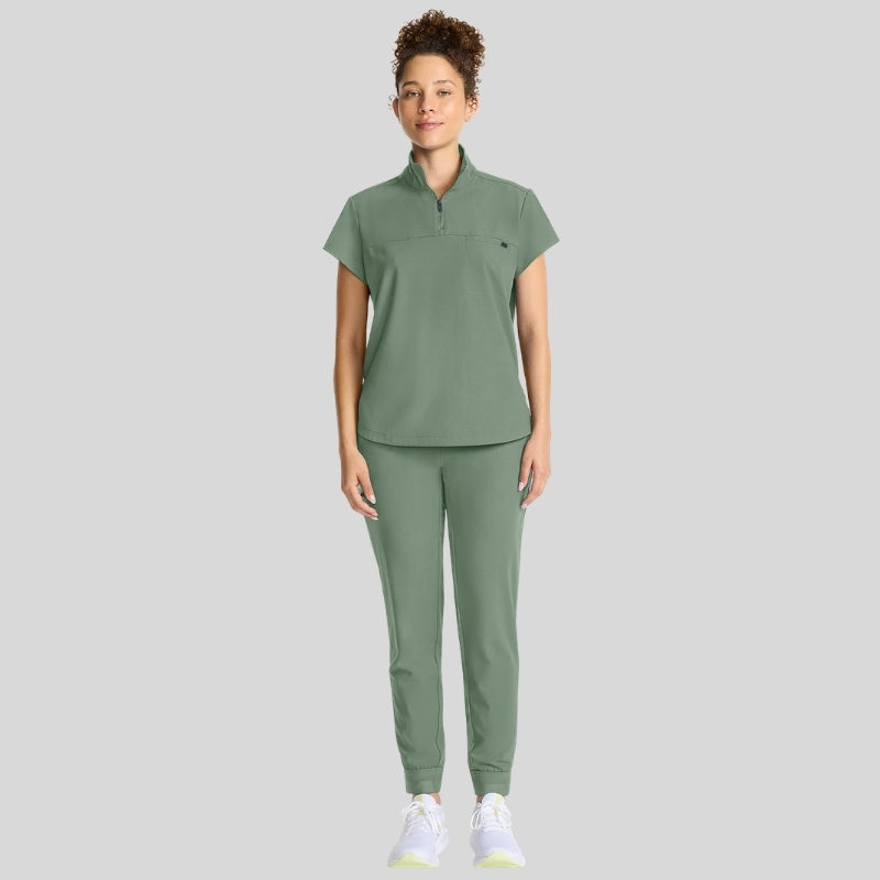 Quest Women’s Scrub Set