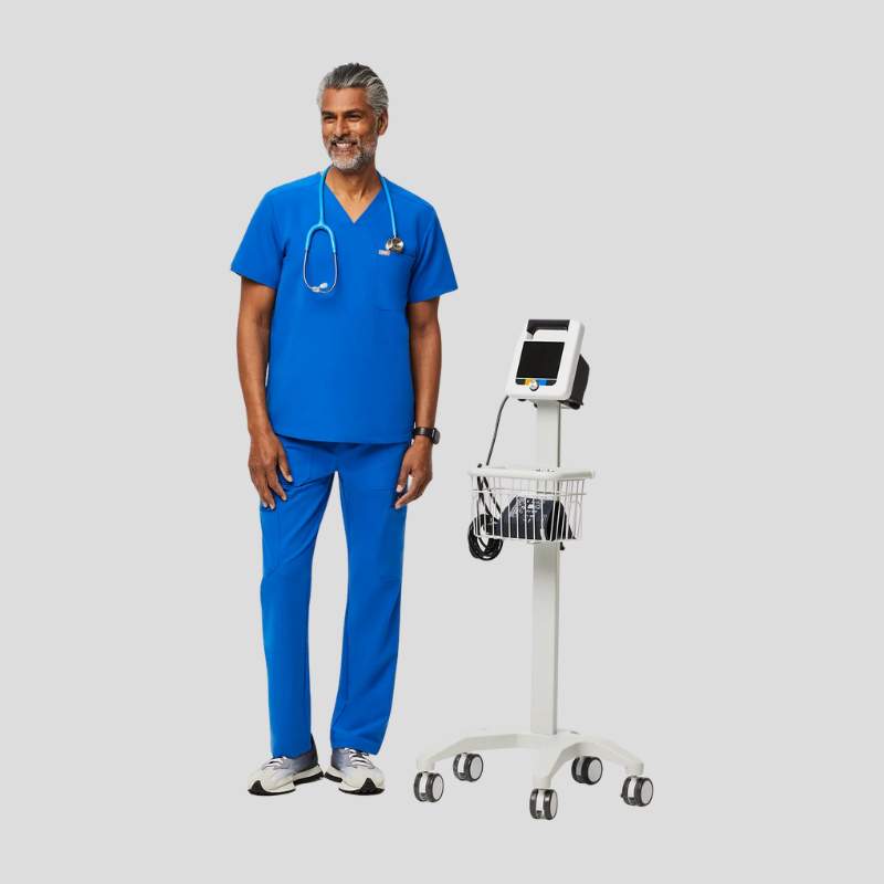 Chisec & Cairo Cargo Men Scrub Set