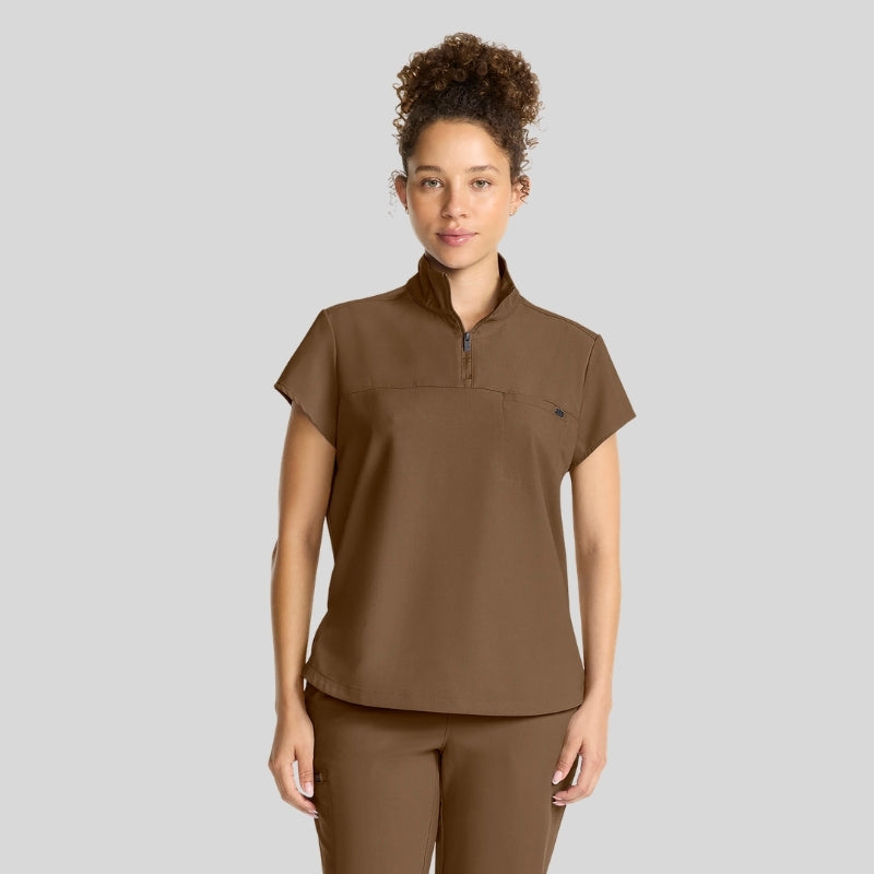 Quest Women’s Scrub Set