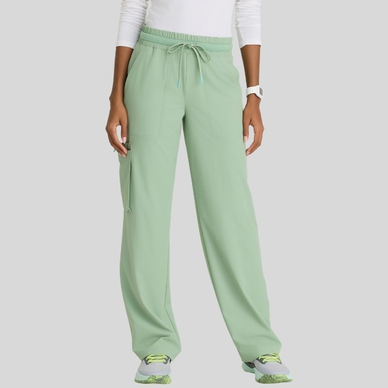 Skechers Ripstop Trek & Scout Women’s Scrub Set