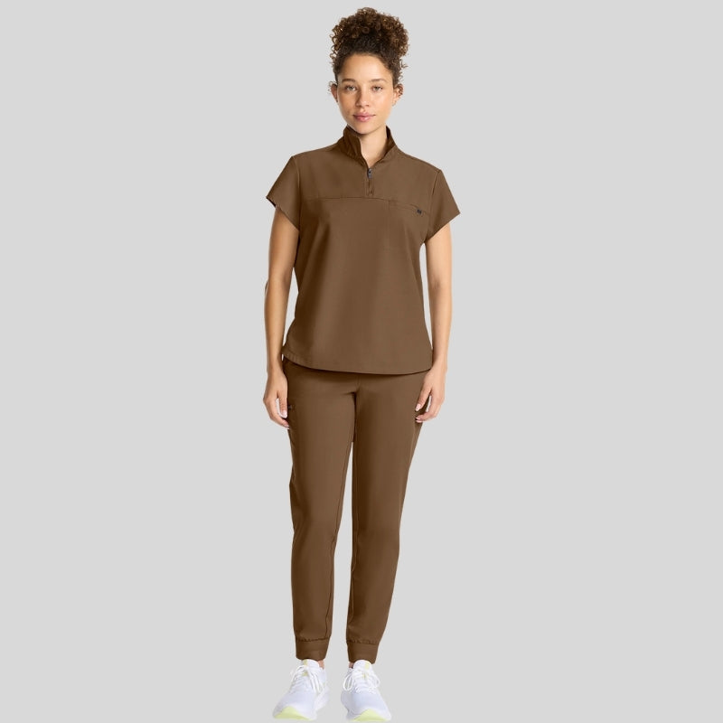 Quest Women’s Scrub Set
