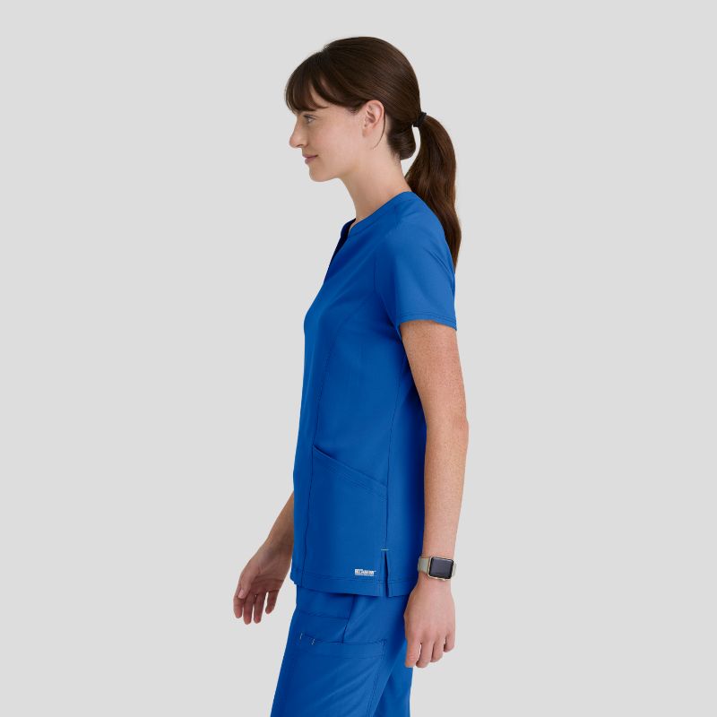 Sky Grey’s Anatomy Evolve Women Scrub Set