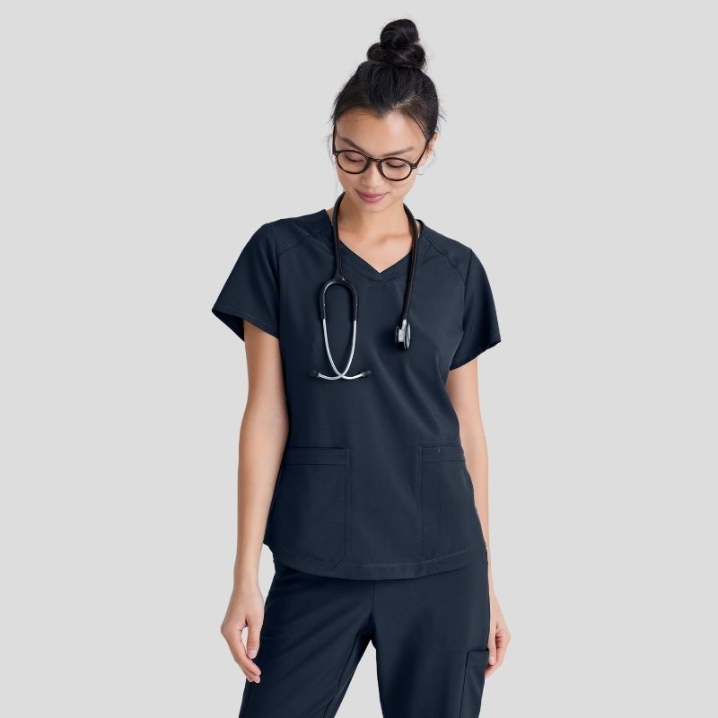 Grey’s Anatomy Evolve Women’s Scrub Set