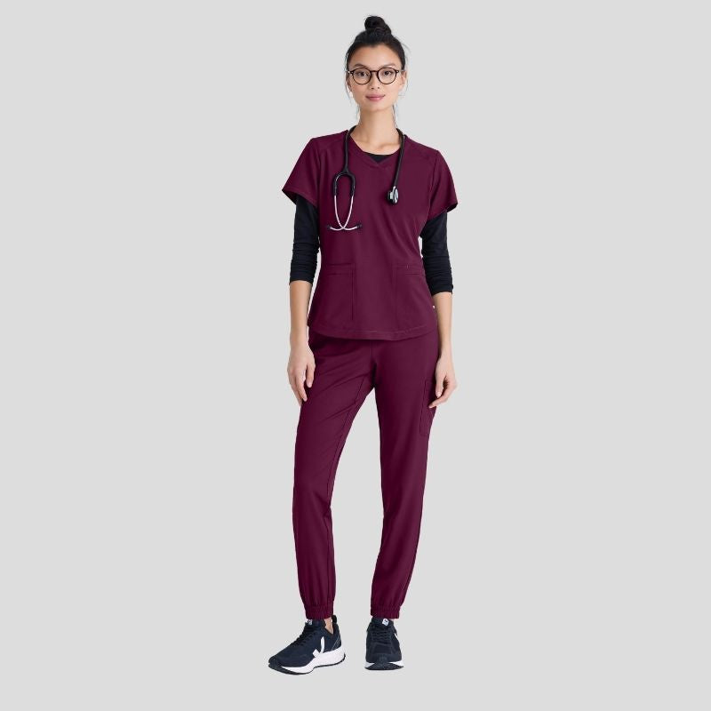 Grey’s Anatomy Evolve Women’s Scrub Set