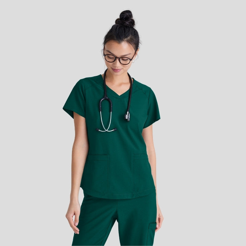 Grey’s Anatomy Evolve Women’s Scrub Set