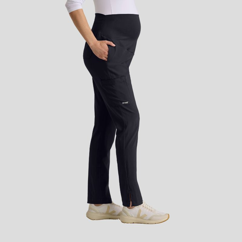 Grey’s Anatomy Evolve Maternity Scrub Set