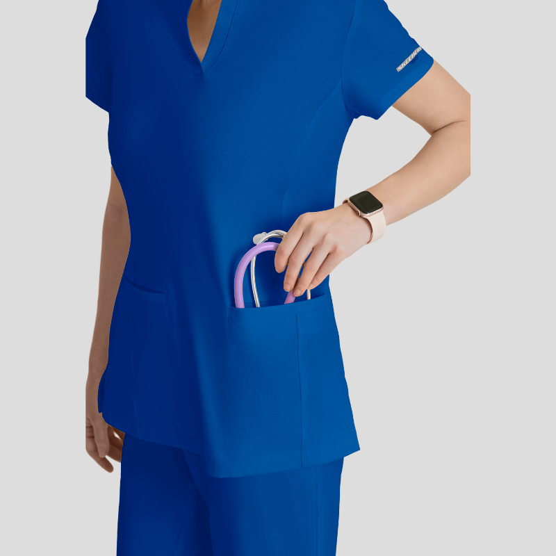 Coast & Gamma Women’s Scrub Set